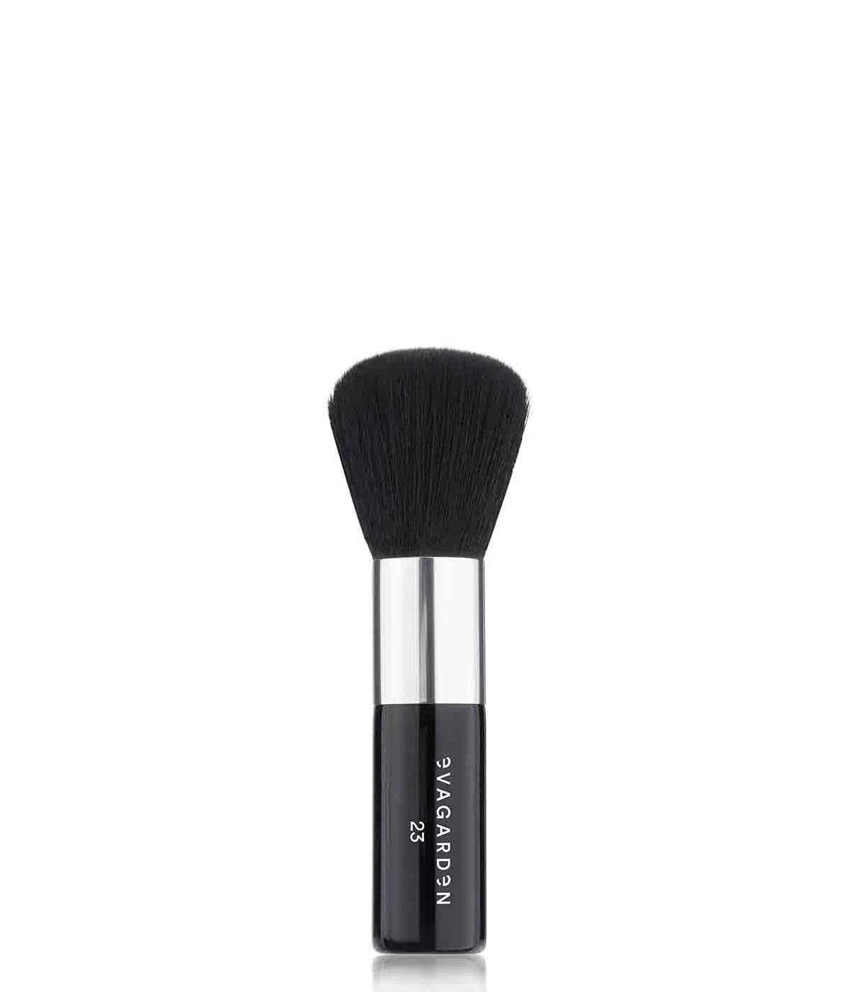 Brush Foundation nr 23